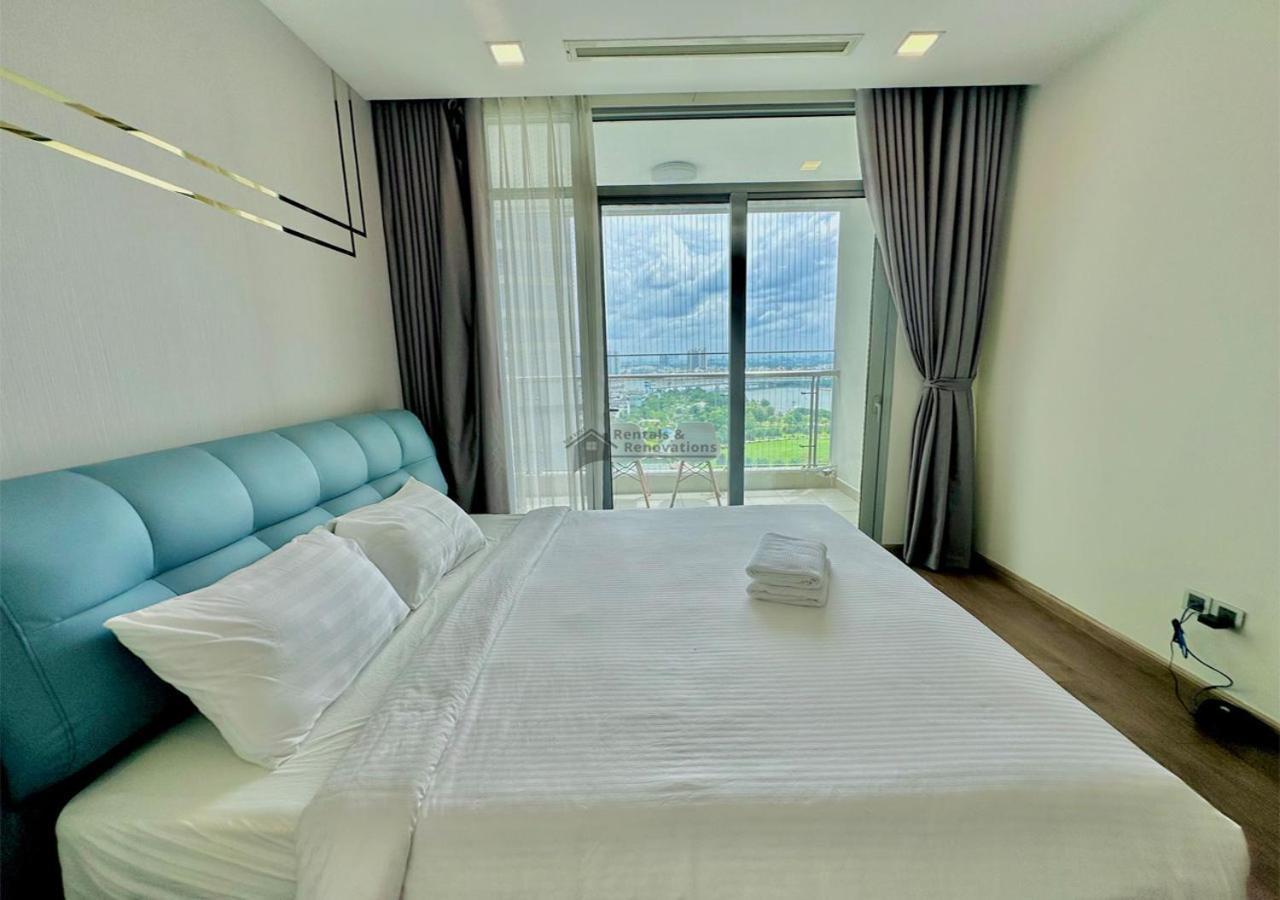 The Vinhomes Central Park Apartments - The Buildings Surrounding Landmark 81 Ho-Chi-Minh-Stadt Exterior foto