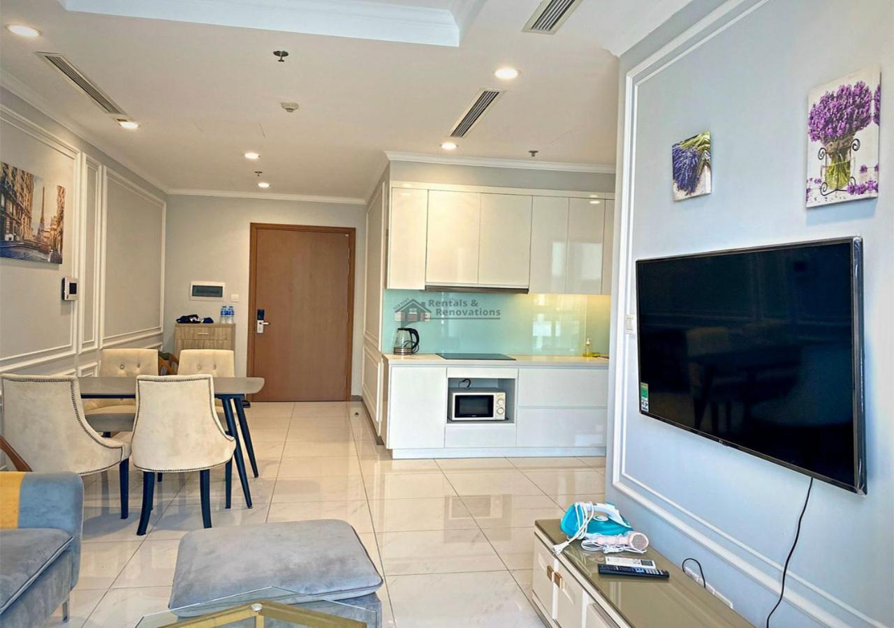 The Vinhomes Central Park Apartments - The Buildings Surrounding Landmark 81 Ho-Chi-Minh-Stadt Exterior foto
