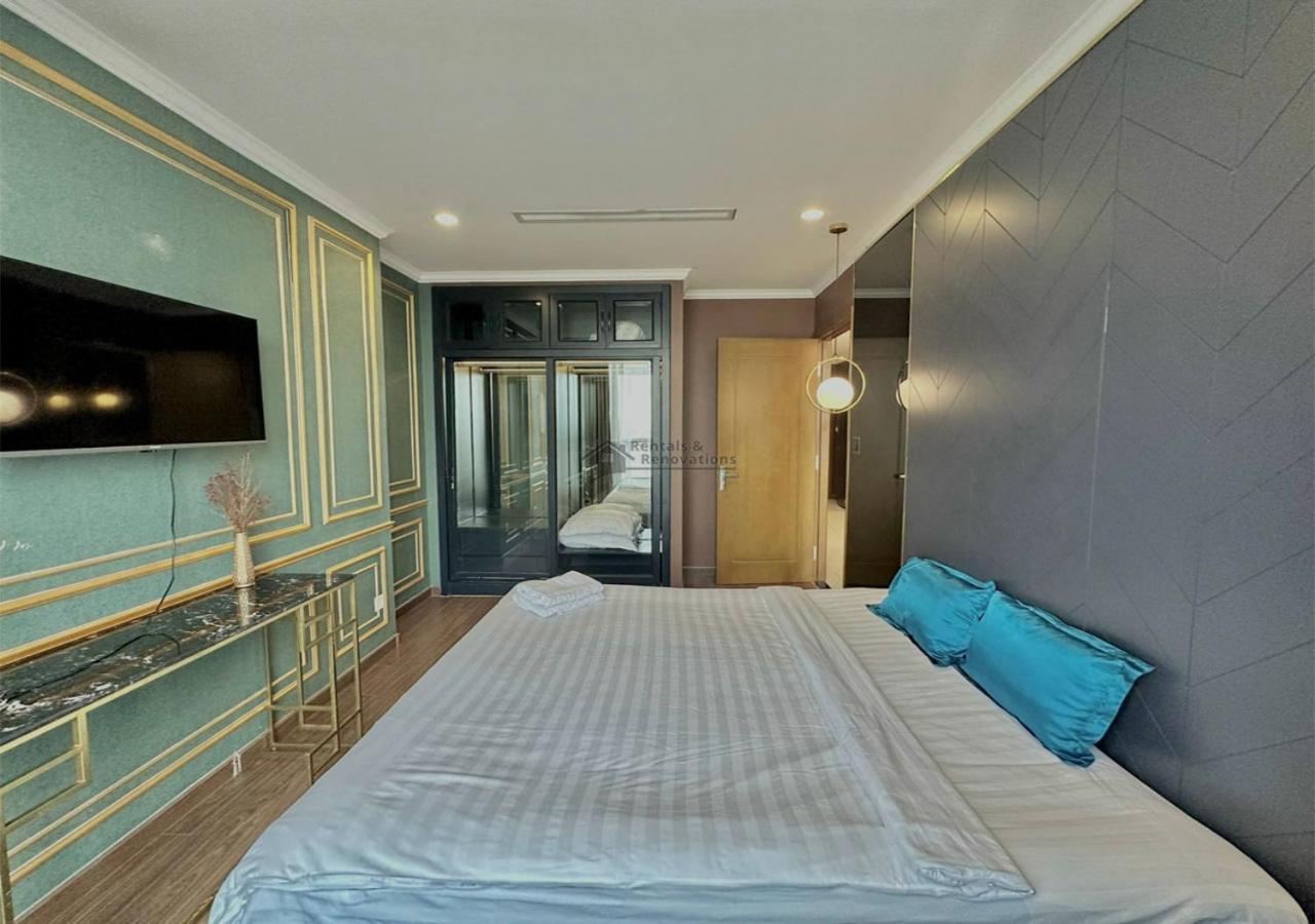 The Vinhomes Central Park Apartments - The Buildings Surrounding Landmark 81 Ho-Chi-Minh-Stadt Exterior foto